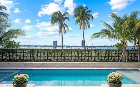 1260 N Lake Way Palm Beach FL 33480
