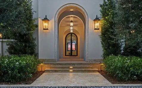 1260 N Lake Way Palm Beach FL 33480