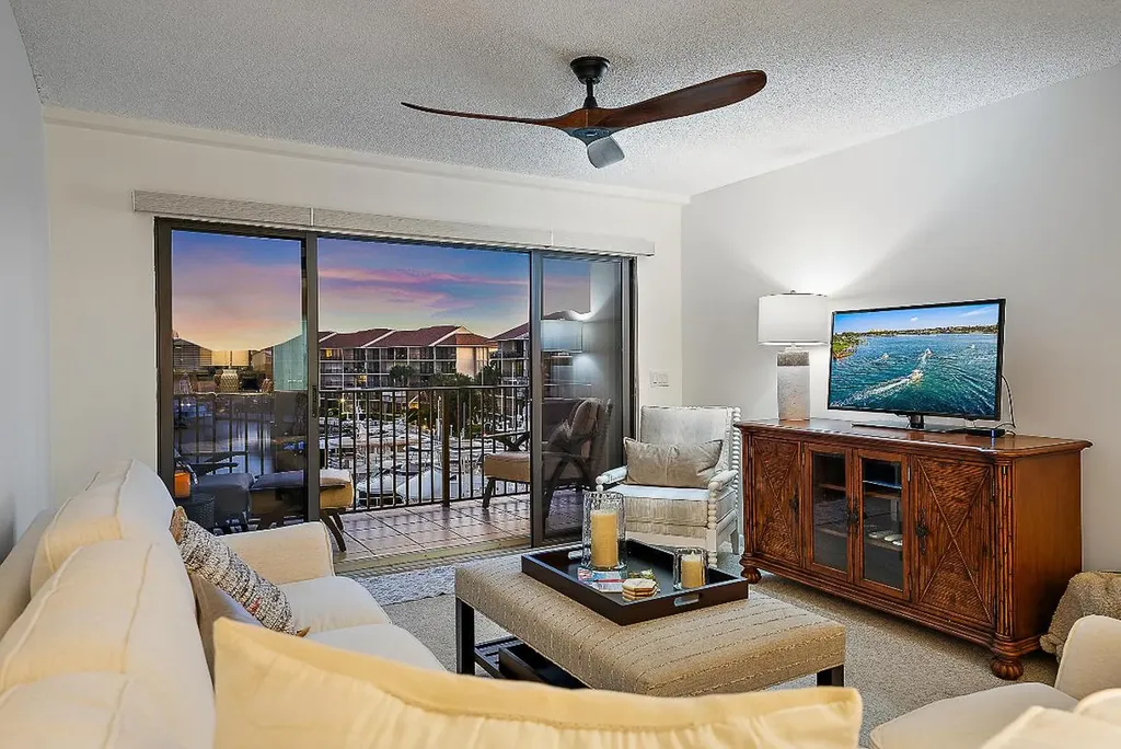 1601 Marina Isle Way Jupiter FL 33477