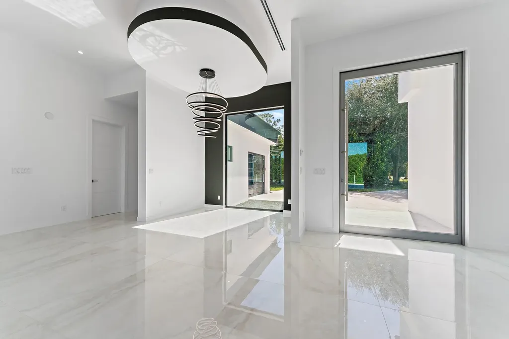 8309 SE Rivers Edge Street Jupiter FL 33458