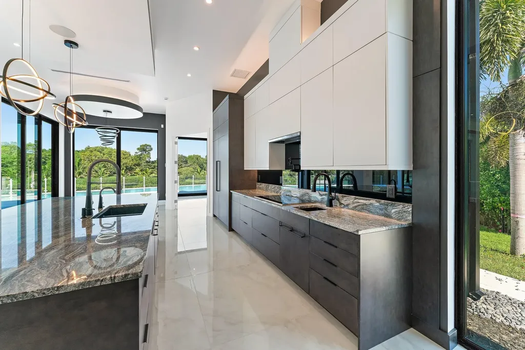 8309 SE Rivers Edge Street Jupiter FL 33458