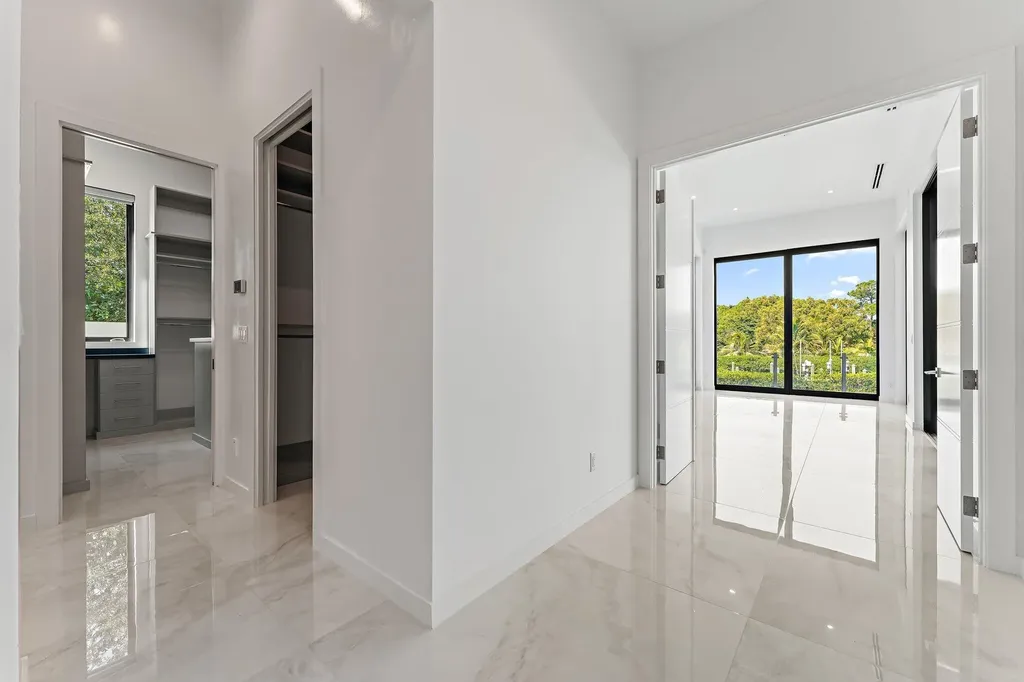 8309 SE Rivers Edge Street Jupiter FL 33458