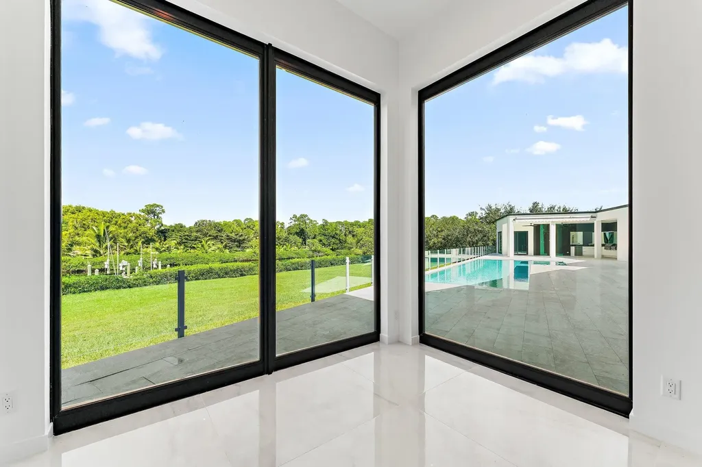 8309 SE Rivers Edge Street Jupiter FL 33458