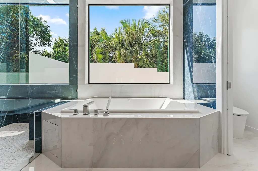 8309 SE Rivers Edge Street Jupiter FL 33458