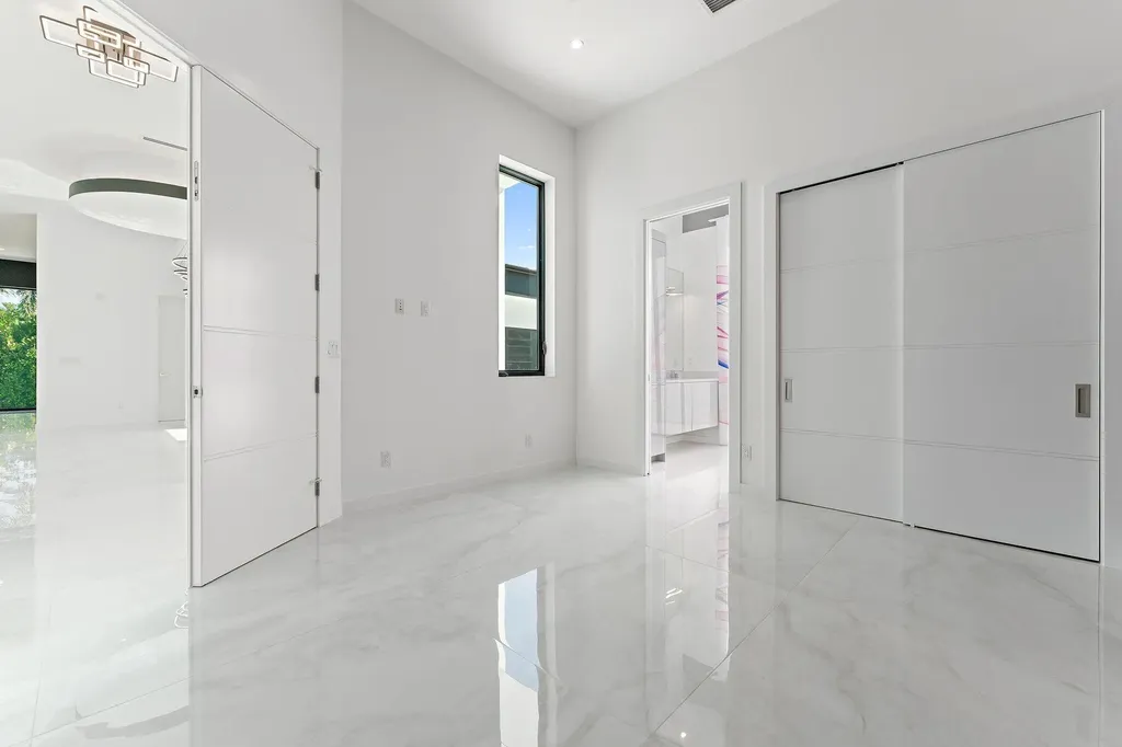 8309 SE Rivers Edge Street Jupiter FL 33458