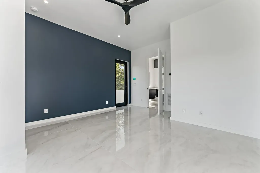 8309 SE Rivers Edge Street Jupiter FL 33458