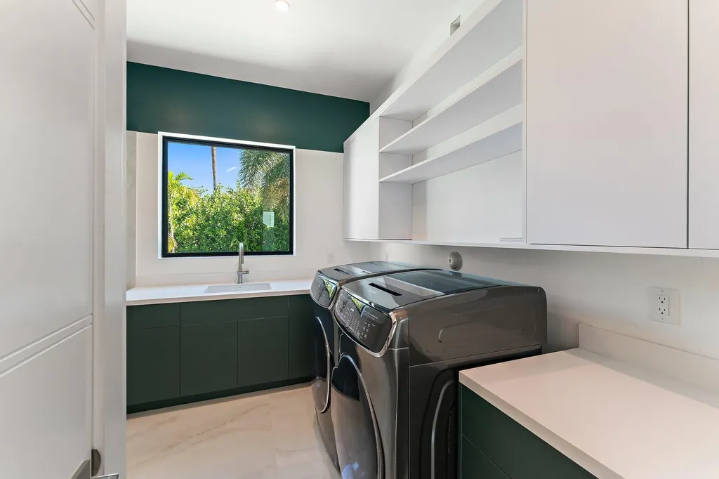 8309 SE Rivers Edge Street Jupiter FL 33458