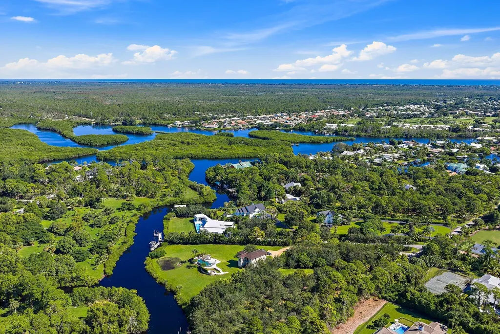 8309 SE Rivers Edge Street Jupiter FL 33458