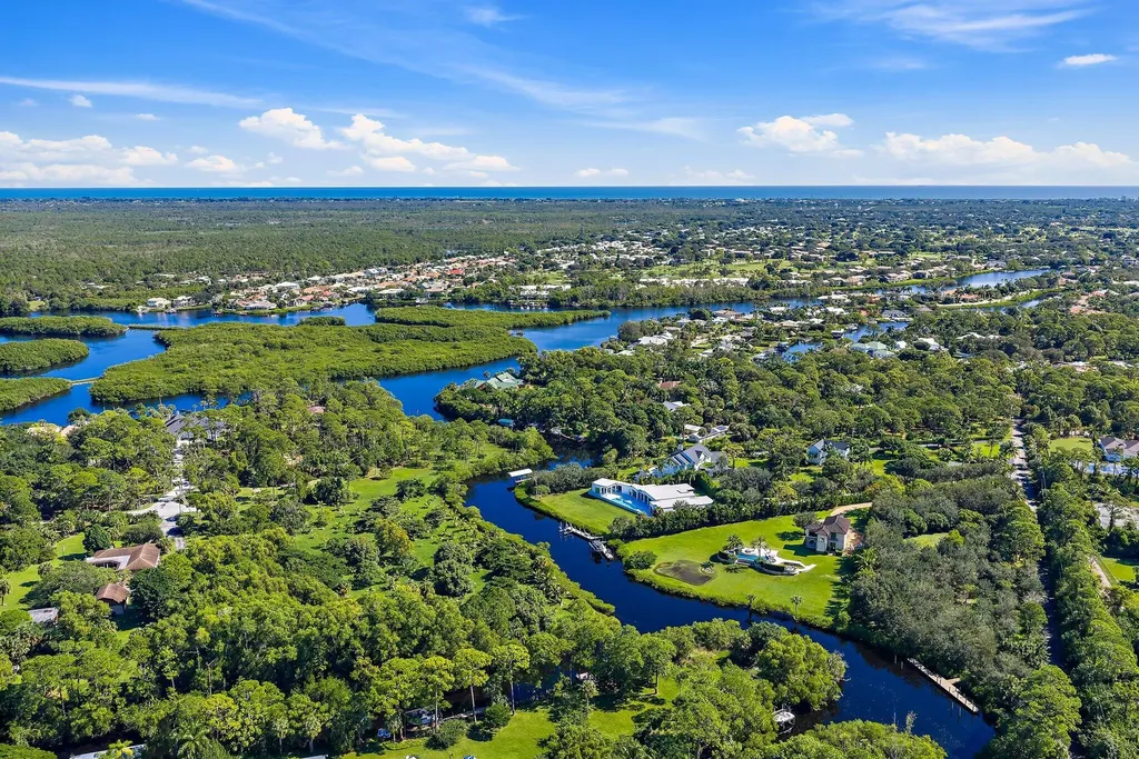 8309 SE Rivers Edge Street Jupiter FL 33458