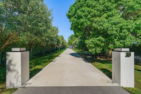 8309 SE Rivers Edge Street Jupiter FL 33458