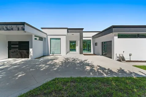 8309 SE Rivers Edge Street Jupiter FL 33458