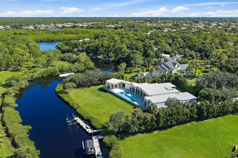 8309 SE Rivers Edge Street Jupiter FL 33458