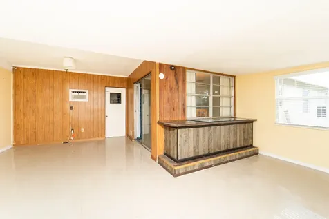 382 SE Evans Avenue Port St Lucie FL 34984