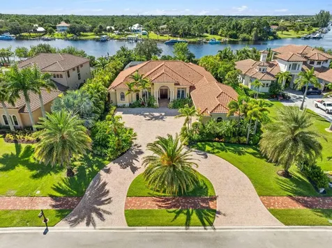 109 SE Fiore Bello Port St Lucie FL 34952