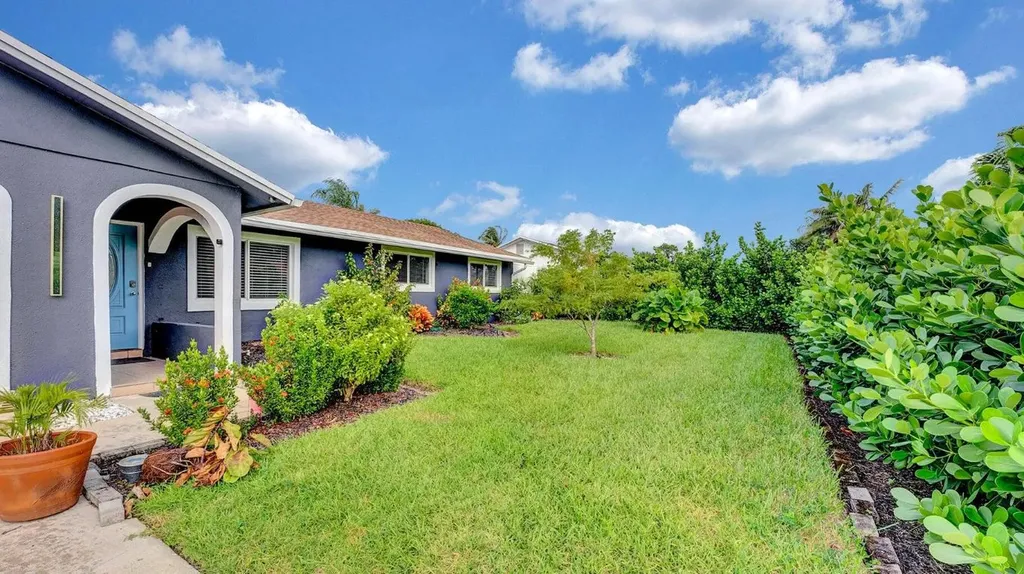 2941 Angler Drive Delray Beach FL 33445