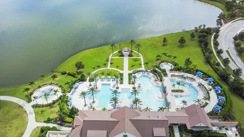 19474 Broad Shore Walk Loxahatchee FL 33470