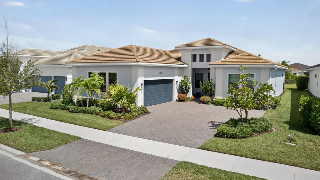 15745 Cresswind Place Westlake FL 33470