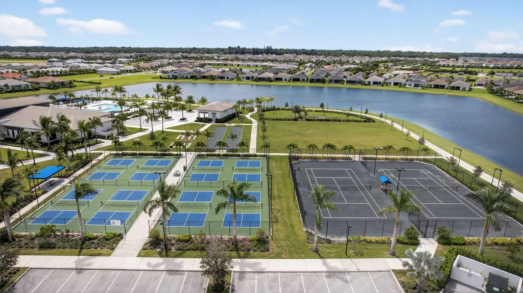 15745 Cresswind Place Westlake FL 33470