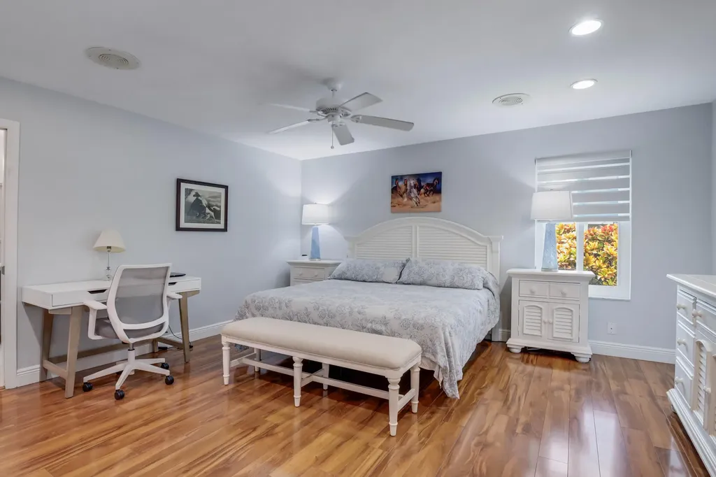 6827 Fountains Circle Lake Worth FL 33467