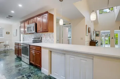6827 Fountains Circle Lake Worth FL 33467