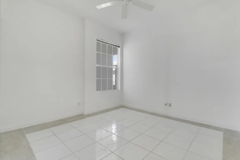 220 NW Bentley Circle Port St Lucie FL 34986