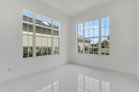 220 NW Bentley Circle Port St Lucie FL 34986