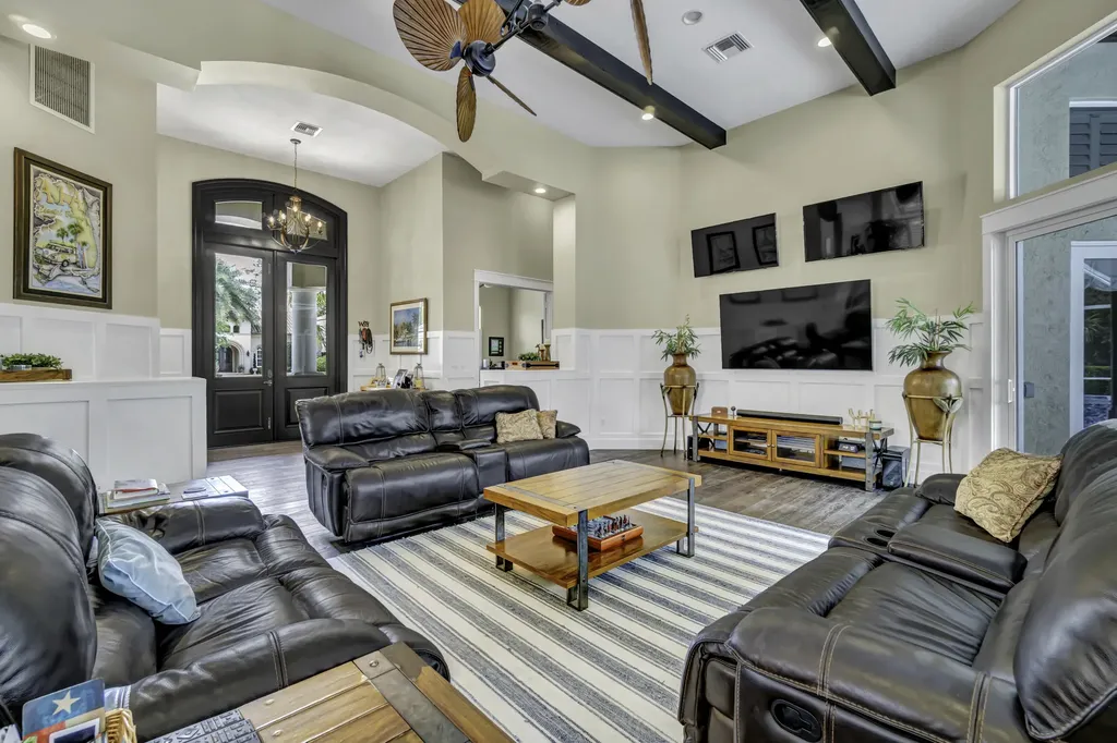 1209 Breakers West Boulevard West Palm Beach FL 33411