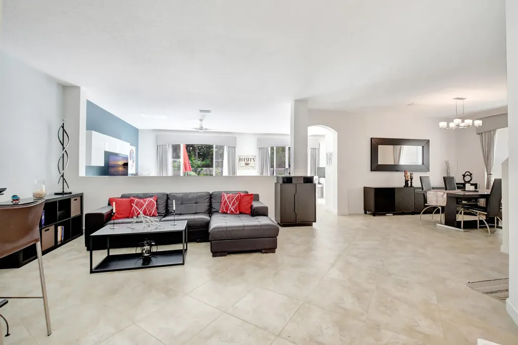 4598 Capital Drive Lake Worth FL 33463