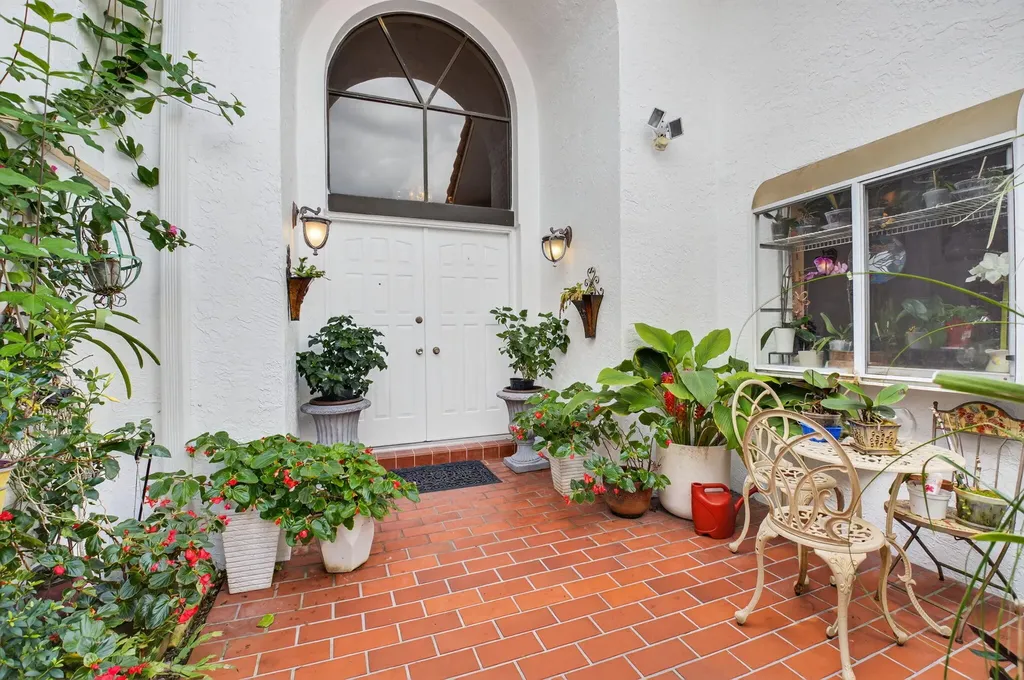 10559 Ladypalm Lane Boca Raton FL 33498