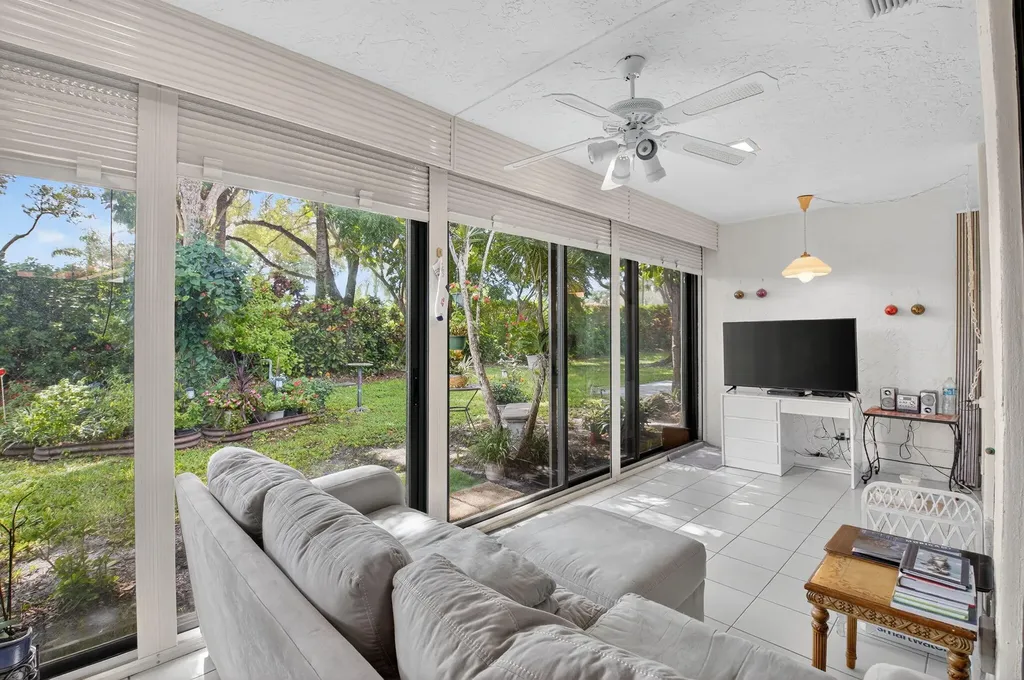 10559 Ladypalm Lane Boca Raton FL 33498