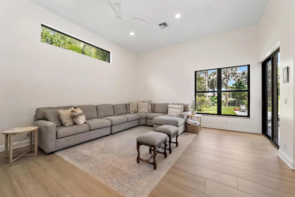 11771 Stonehaven Way Palm Beach Gardens FL 33412