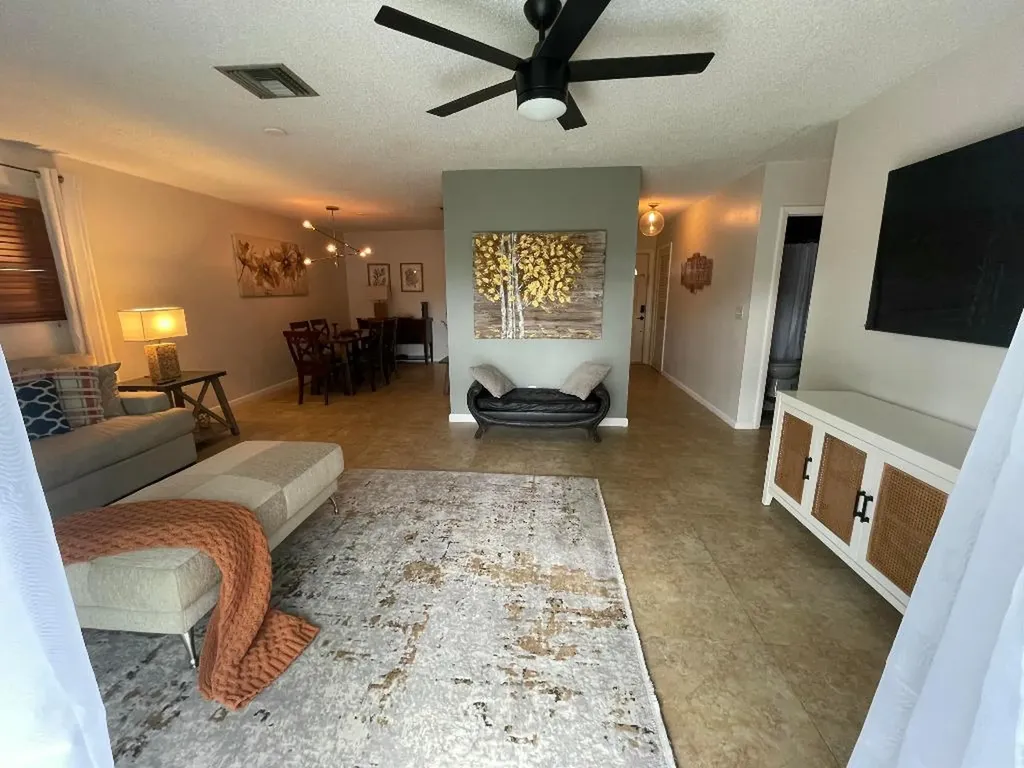 187 Auburn Drive Lake Worth Beach FL 33460