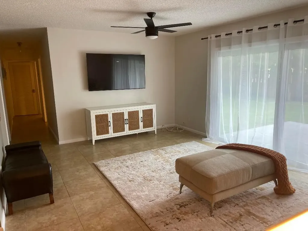 187 Auburn Drive Lake Worth Beach FL 33460