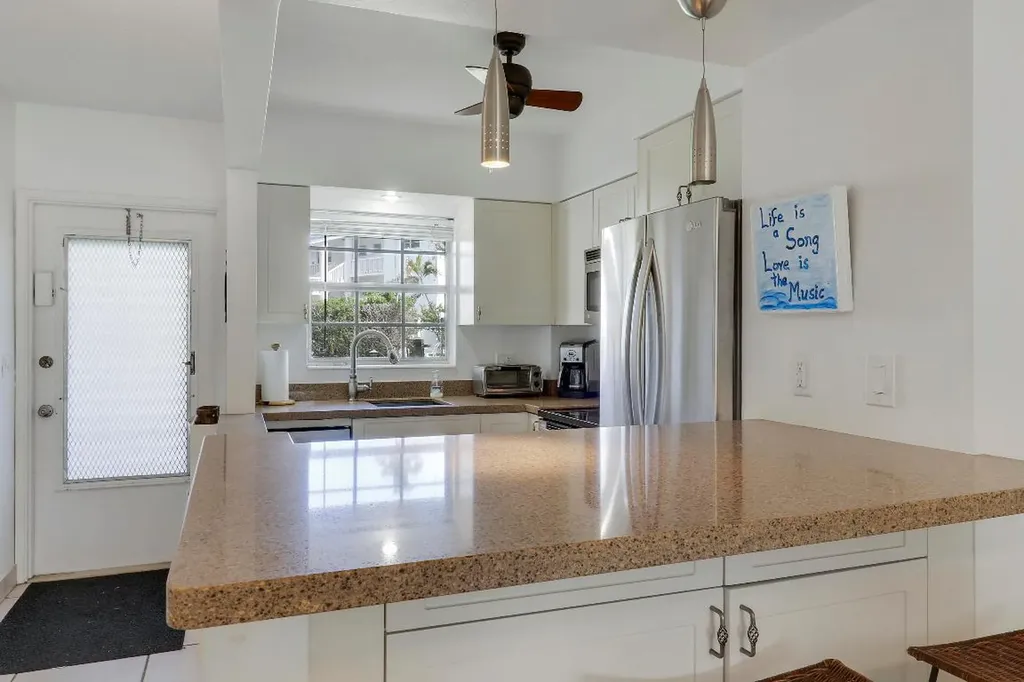 298 SE 6th Avenue Pompano Beach FL 33060