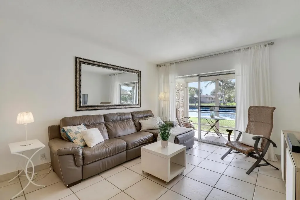 298 SE 6th Avenue Pompano Beach FL 33060