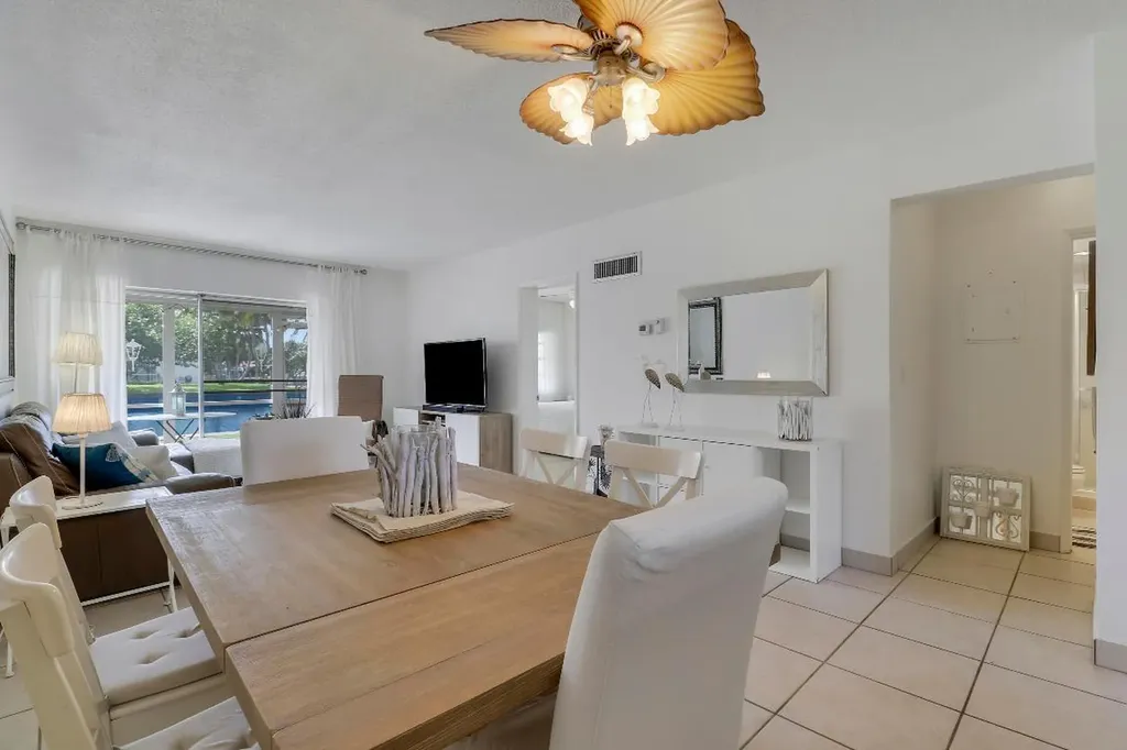 298 SE 6th Avenue Pompano Beach FL 33060