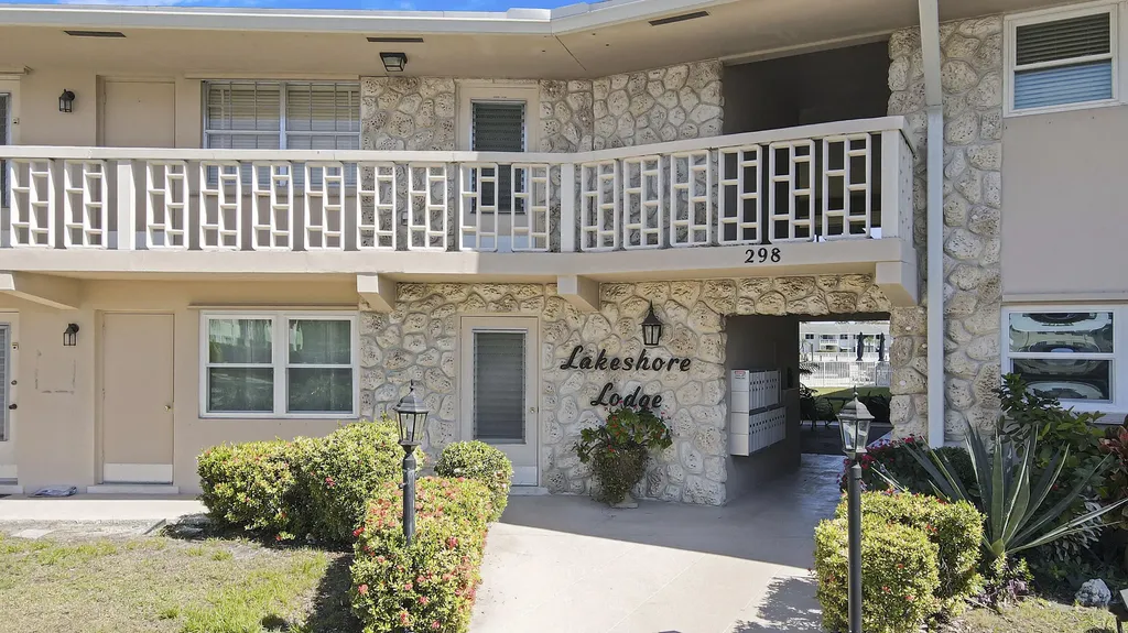 298 SE 6th Avenue Pompano Beach FL 33060