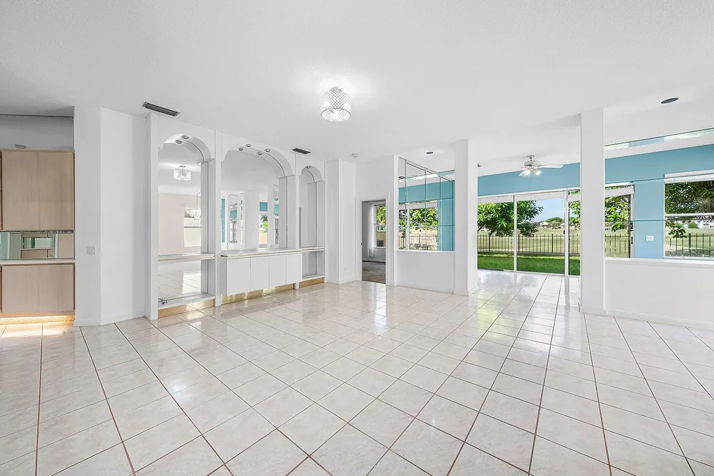 1115 Gator Trail West Palm Beach FL 33409