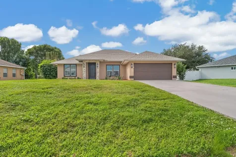 474 SW Homeland Road Port St Lucie FL 34953