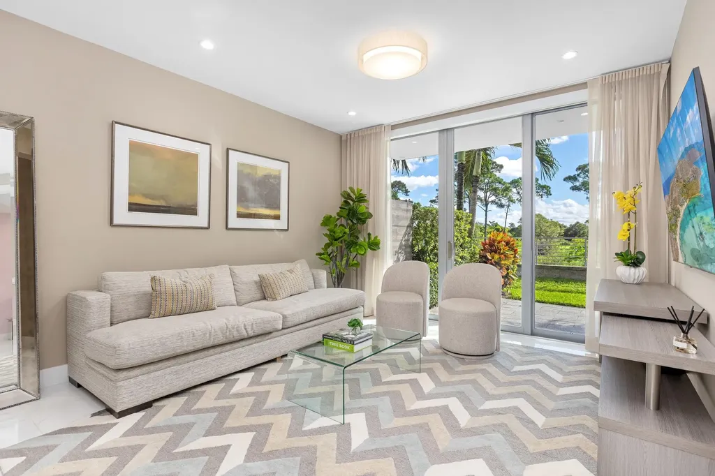 4080 NW 17th Avenue Boca Raton FL 33431