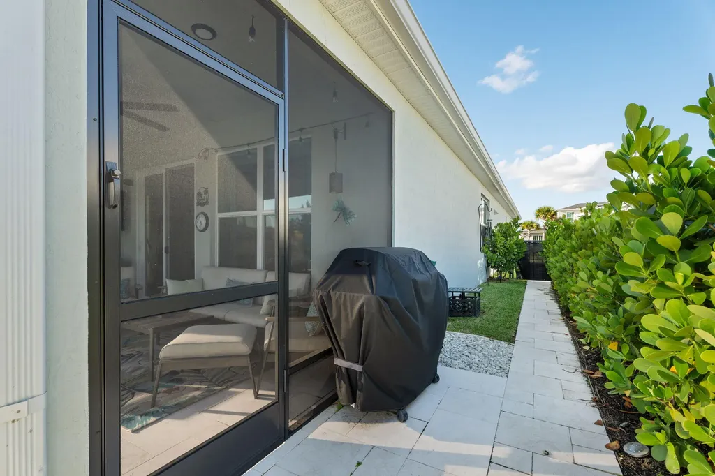 12768 SW Eleanor Drive Port St Lucie FL 34987