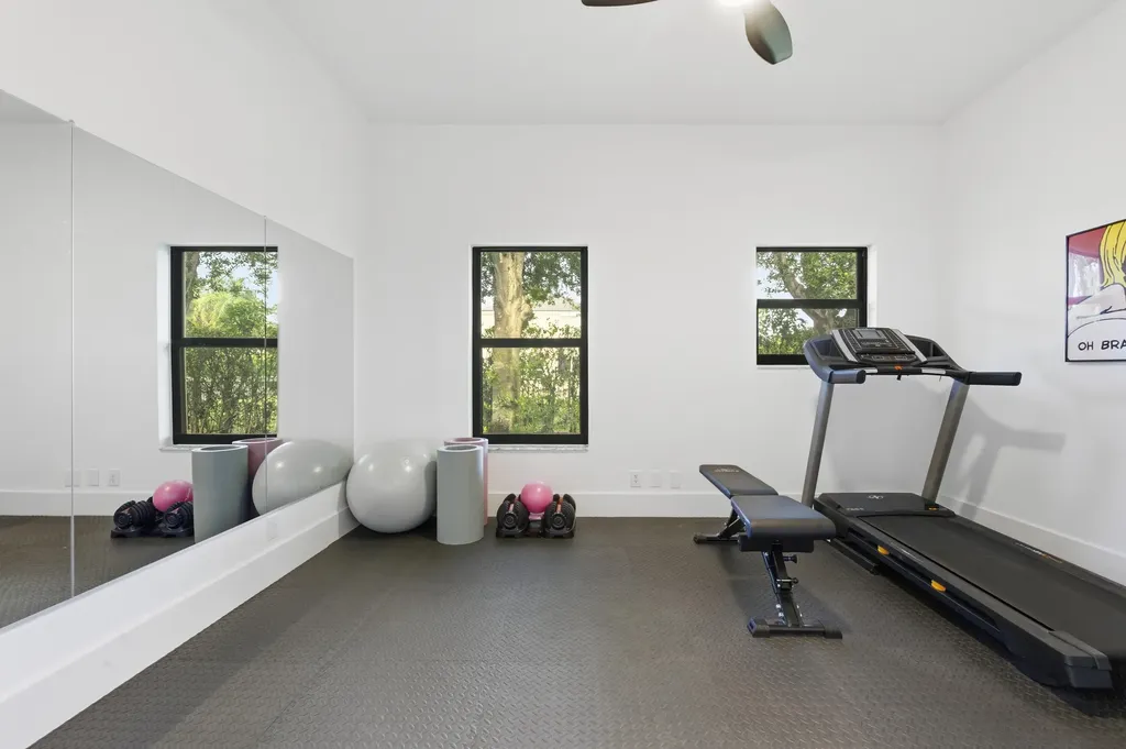 2557 Seminole Circle West Palm Beach FL 33409