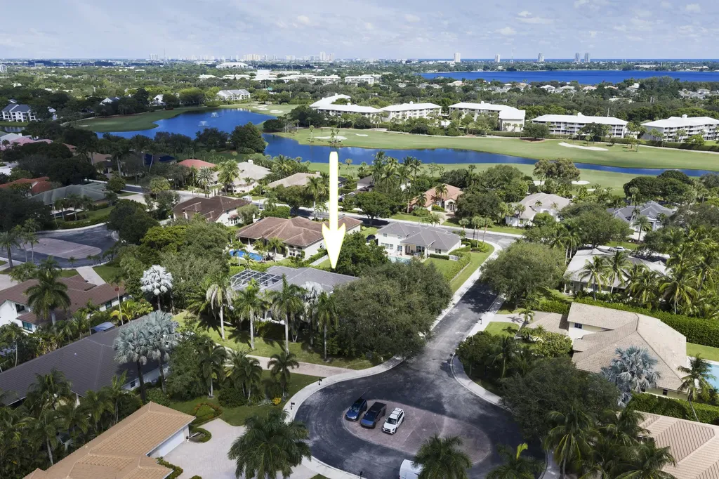 2557 Seminole Circle West Palm Beach FL 33409