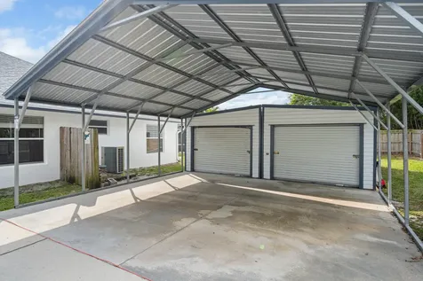 6028 NW Winfield Drive Port St Lucie FL 34986