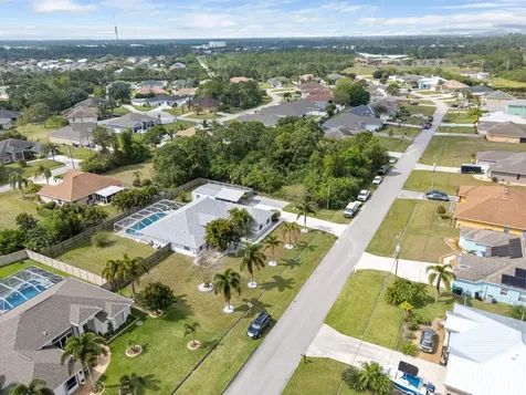 6028 NW Winfield Drive Port St Lucie FL 34986