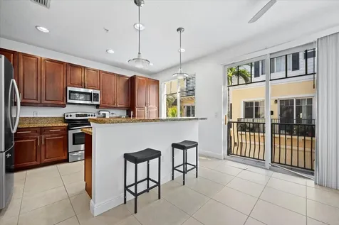 3807 NW 5th Terrace Boca Raton FL 33431