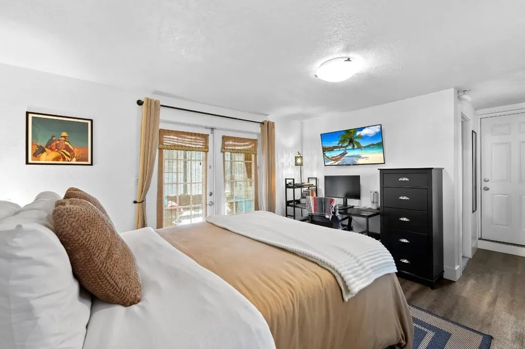 1140 SW 9th Avenue Fort Lauderdale FL 33315