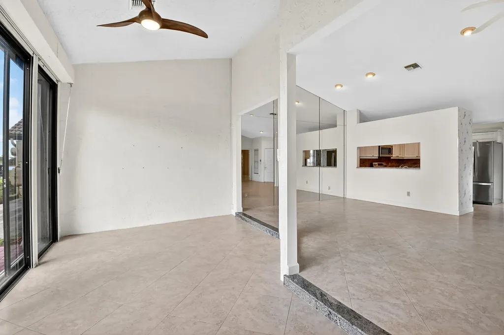 8225 Cassia Drive Boynton Beach FL 33472
