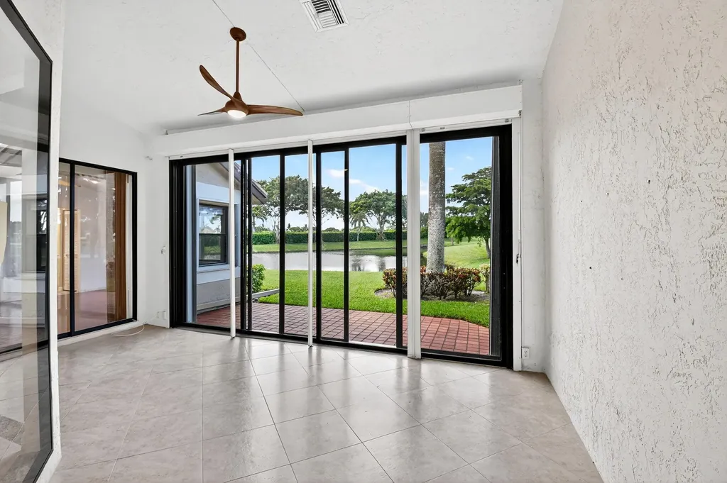 8225 Cassia Drive Boynton Beach FL 33472