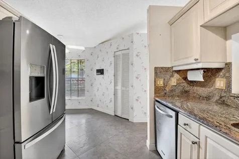 8225 Cassia Drive Boynton Beach FL 33472